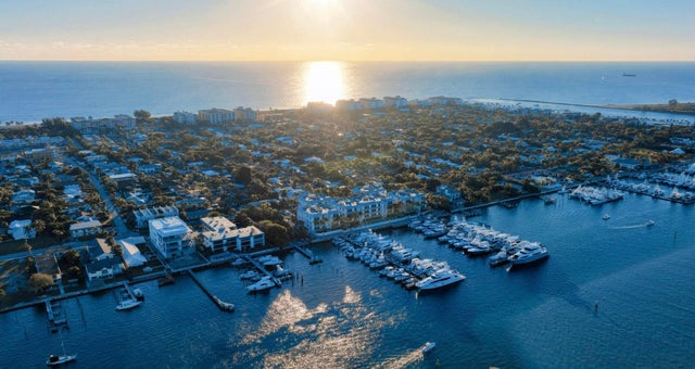 Photo of Listing #RX-11100703