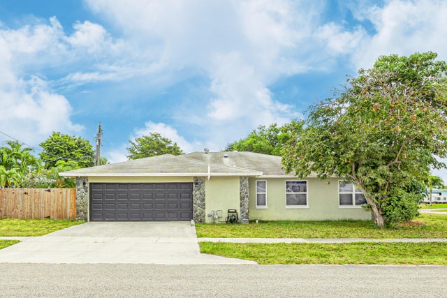 3 of 38 - 1518 Lee Court, Lake Worth, FL