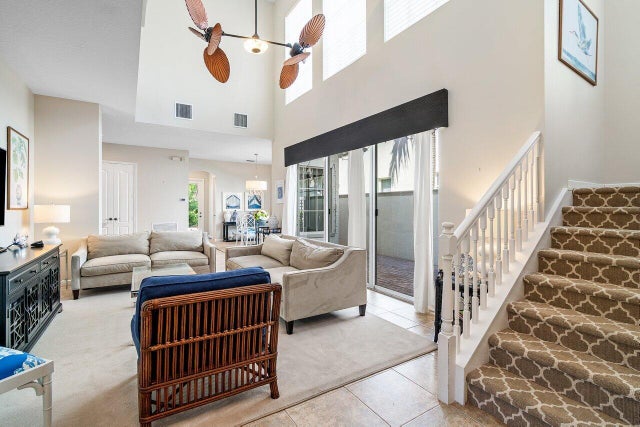 2 of 27 - 62 Stoney Drive, Palm Beach Gardens, FL