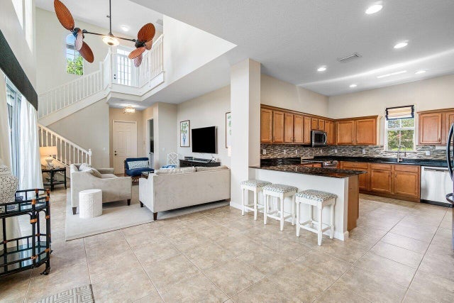 3 of 27 - 62 Stoney Drive, Palm Beach Gardens, FL