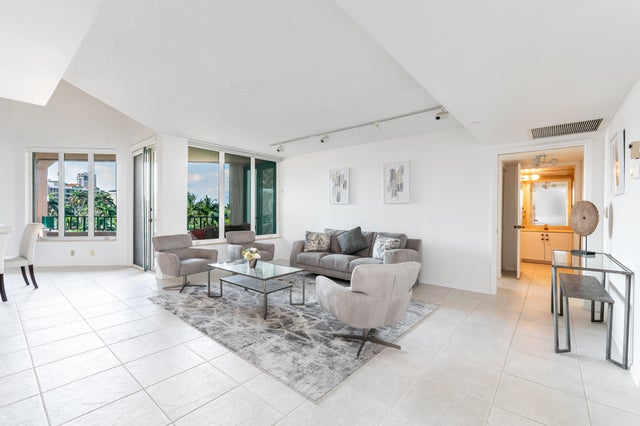 3 of 32 - 120 Se 5th Av #ph22, Boca Raton, FL