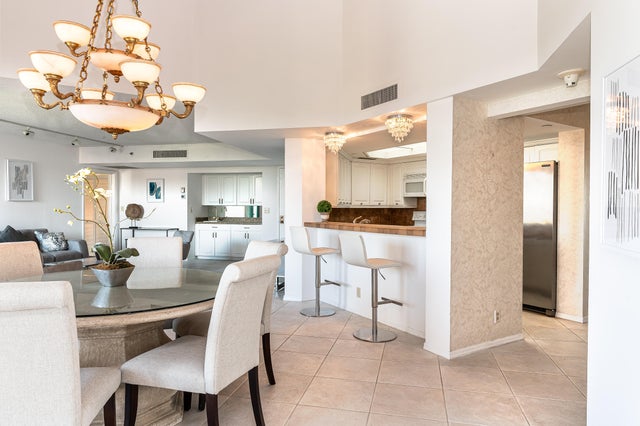 4 of 32 - 120 Se 5th Av #ph22, Boca Raton, FL