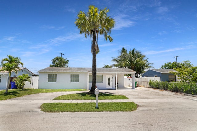 1 of 36 - 1395 Sw 46 Th Av, Fort Lauderdale, FL