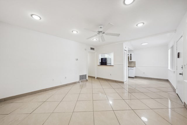 5 of 21 - 2878 Donnelly 106 Drive #106, Lake Worth, FL