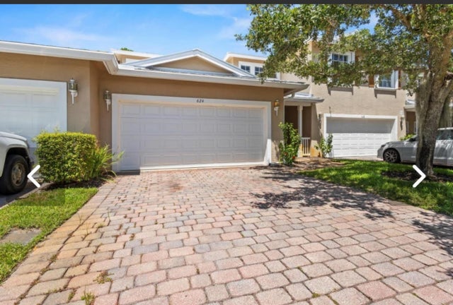 1 of 41 - 624 Ne Bent Paddle Lane, Port Saint Lucie, FL