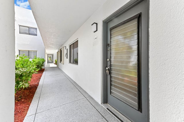 3 of 16 - 15054 Ashland Way #84, Delray Beach, FL