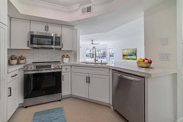 1 of 44 - 815 W Boynton Beach Boulevard #12-106, Boynton Beach, FL