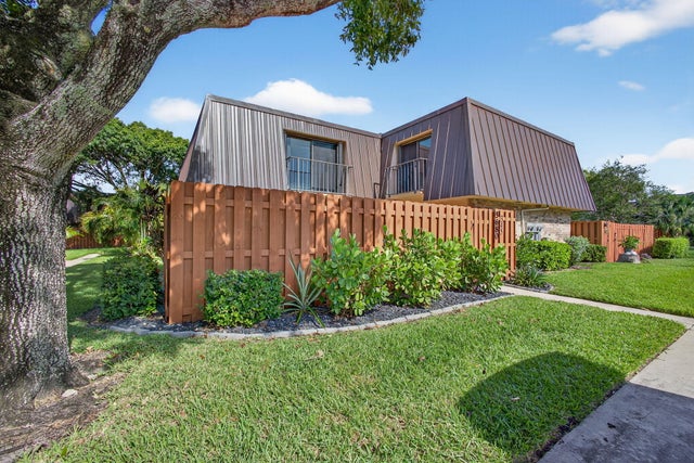 1 of 56 - 5680 Se Windsong Lane #345, Stuart, FL