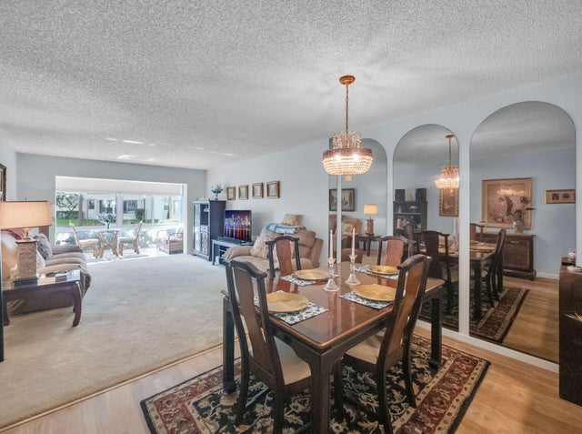 4 of 26 - 3186 Via Poinciana #114, Lake Worth, FL