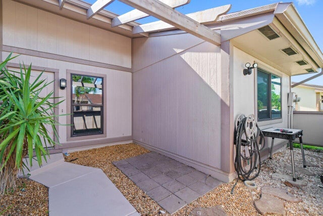 4 of 30 - 18 Winchmore Lane, Boynton Beach, FL