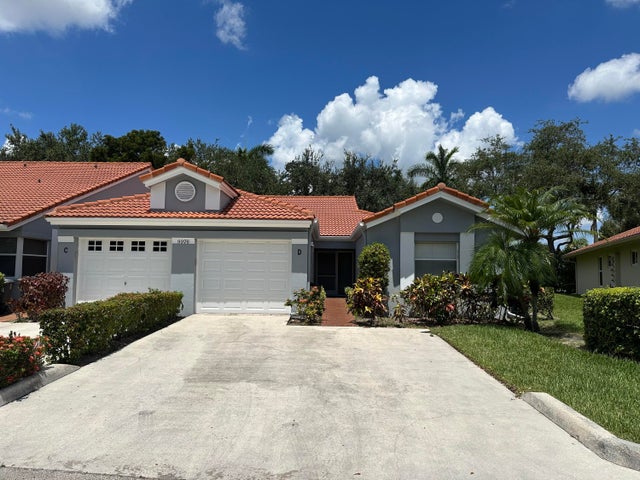 1 of 39 - 9976 Seacrest Circle #d, Boynton Beach, FL