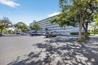 Photo of Listing #RX-11101098