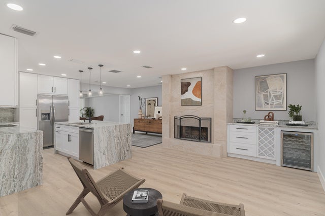 Photo of Listing #RX-11101109