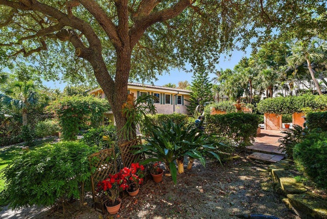 5 of 59 - 527 S Beach Road, Hobe Sound, FL