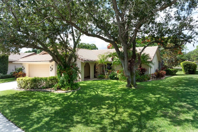 1 of 37 - 166 Bayberry Circle, Jupiter, FL