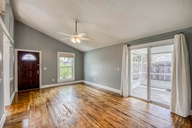 4 of 27 - 10656 Bobbie Lane, Royal Palm Beach, FL
