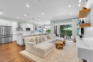 Photo of Listing #RX-11101161