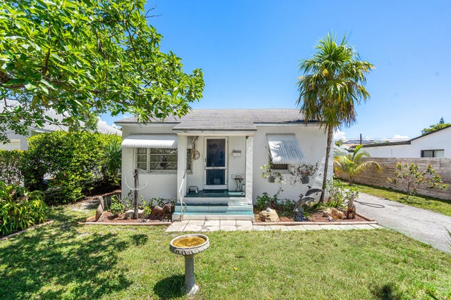 1 of 6 - 221 Ne 10th St, Delray Beach, FL