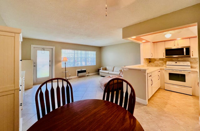 1 of 16 - 304 Sheffield M, West Palm Beach, FL