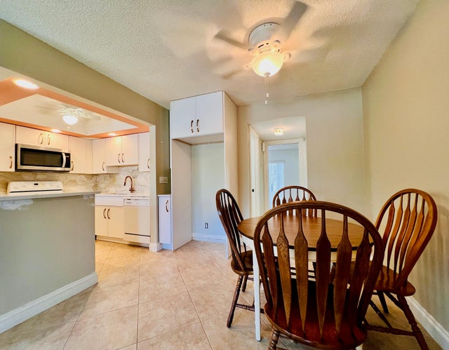 2 of 16 - 304 Sheffield M, West Palm Beach, FL
