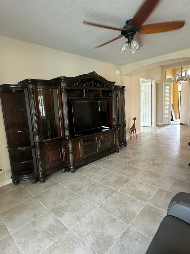 4 of 44 - 11922 Sw Crestwood Circle, Port Saint Lucie, FL