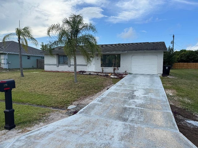 1 of 24 - 327 Ne Surfside Avenue, Port Saint Lucie, FL