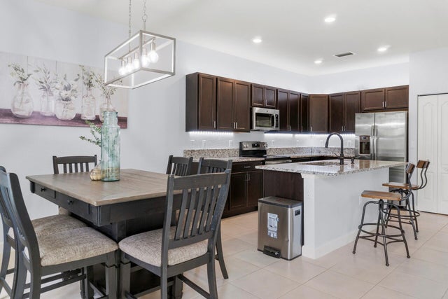 4 of 64 - 10073 W Villa Circle, Vero Beach, FL