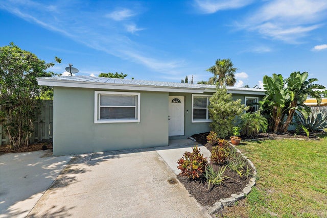1 of 37 - 1157 Nw 14th Ter, Stuart, FL
