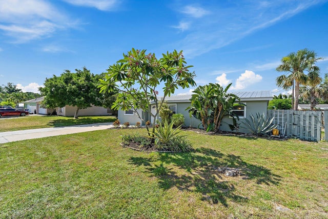 5 of 37 - 1157 Nw 14th Ter, Stuart, FL