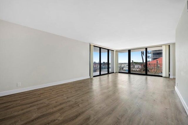 4 of 26 - 5480 N Ocean Drive #b1a, Singer Island, FL