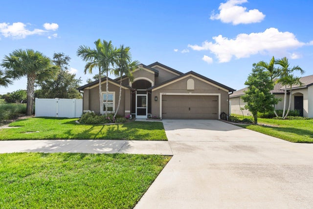 5 of 44 - 5432 Sw Imagination Dr, Fort Pierce, FL