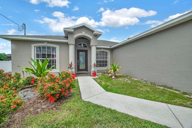 5741 Nw Zenith Dr, Port Saint Lucie