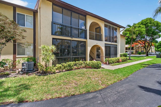 3 of 57 - 340 Pine Ridge Circle #c1, Greenacres, FL