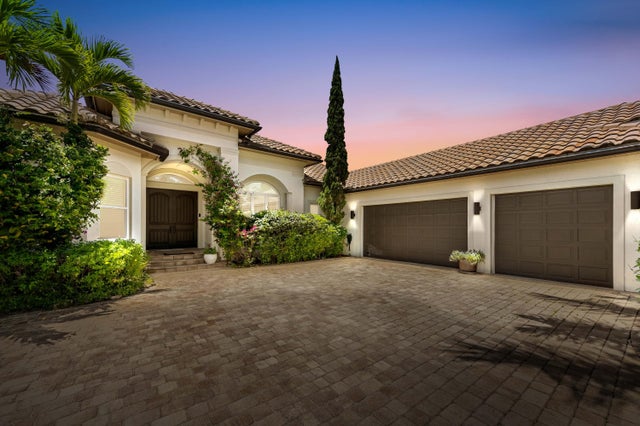 1 of 55 - 908 Sw Squire Johns Lane, Palm City, FL