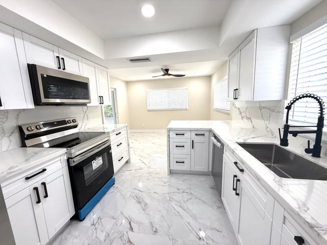 1 of 28 - 9004 Sw 6th Street, Boca Raton, FL