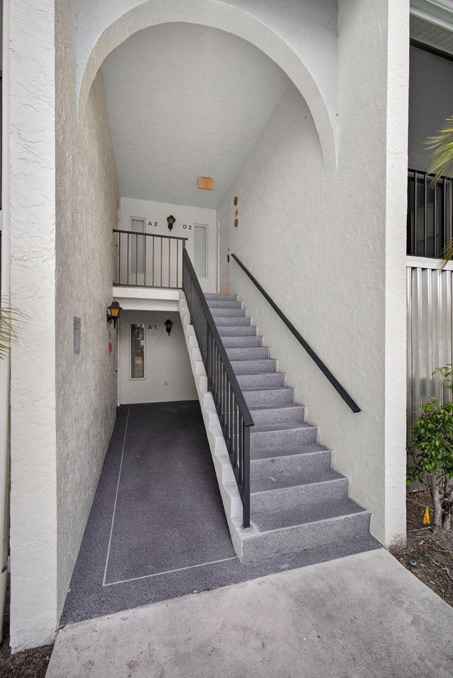3 of 48 - 1104 Green Pine Boulevard #d2, West Palm Beach, FL