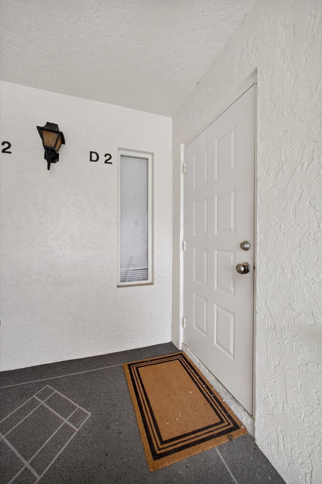 4 of 48 - 1104 Green Pine Boulevard #d2, West Palm Beach, FL