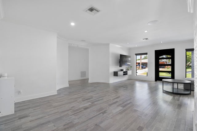 5 of 28 - 5280 Ne 19th Avenue, Fort Lauderdale, FL