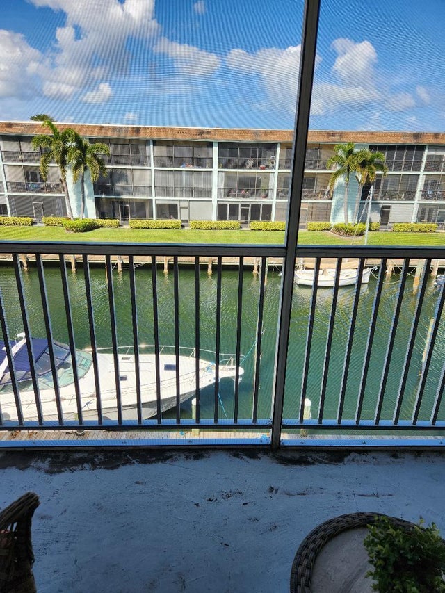 3 of 18 - 131 Doolen Ct #302, North Palm Beach, FL