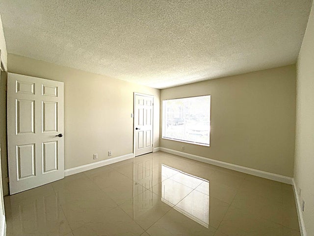 2 of 36 - 815 W Boynton Beach Boulevard #7-102, Boynton Beach, FL