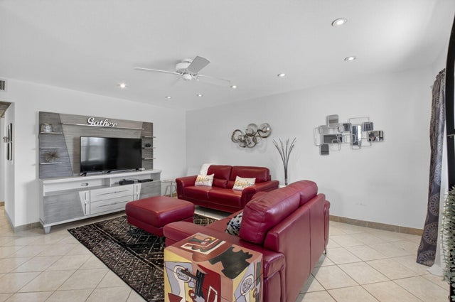 4 of 30 - 360 Seville O, Delray Beach, FL