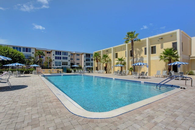3 of 48 - 2615 Ne 3rd Court #315, Boynton Beach, FL