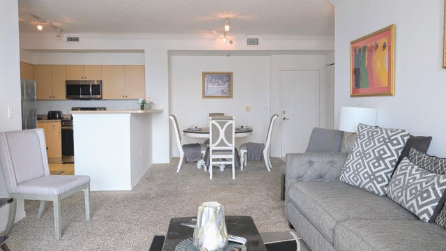 4 of 22 - 616 Clearwater Park Road #904, West Palm Beach, FL