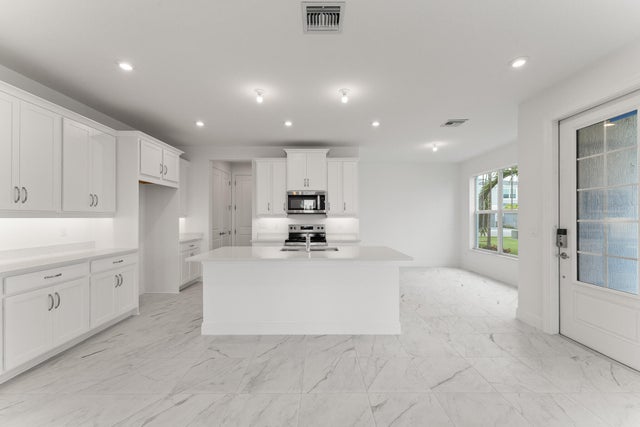 3 of 16 - 3562 Nw Solange Court, Jensen Beach, FL