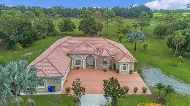 2 of 34 - 10750 146th Avenue, Fellsmere, FL