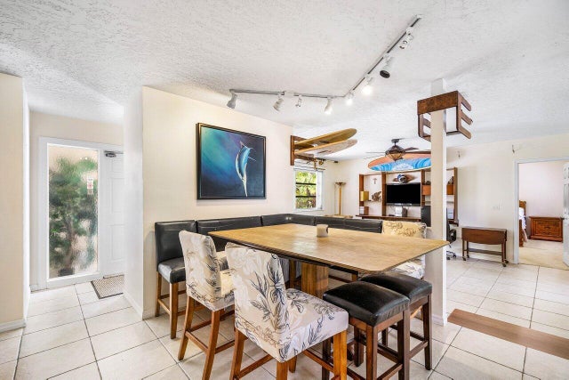 5 of 46 - 933 Laurel Road, North Palm Beach, FL