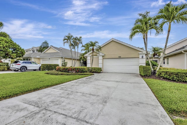 2 of 52 - 629 Masters Way, Palm Beach Gardens, FL