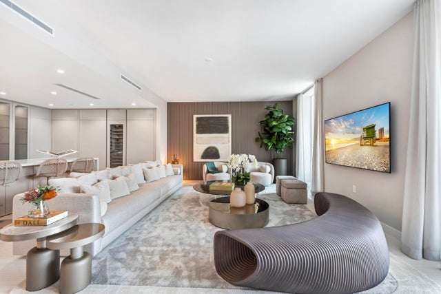 3 of 19 - 210 Se Mizner Boulevard #804, Boca Raton, FL