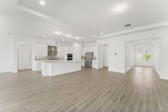 4 of 18 - 10718 Sw Vineyard Drive, Port Saint Lucie, FL