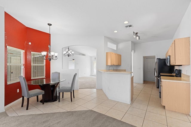 5 of 20 - 1042 Sw Janette Av, Port Saint Lucie, FL
